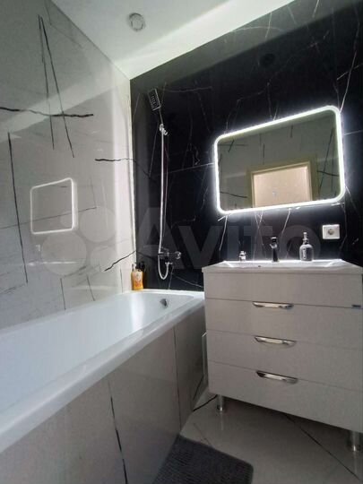 2-к. квартира, 50 м², 9/25 эт.