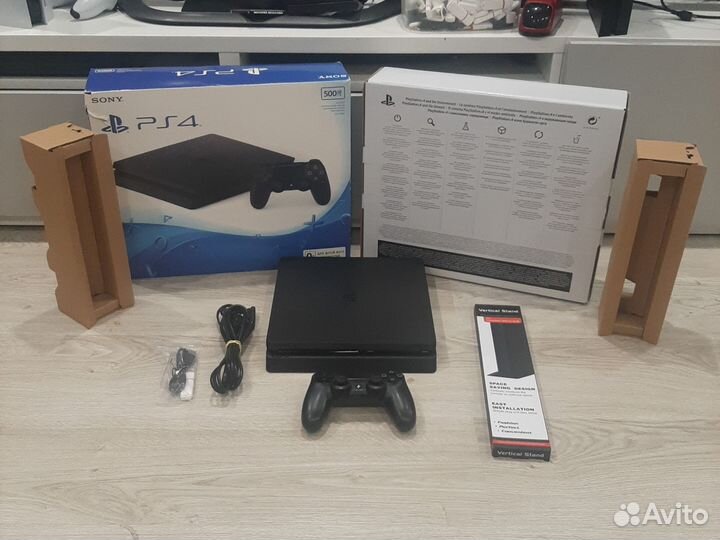 Sony playstation 4+прошита+8000 игр
