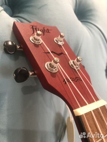 Гитара Укулеле концерт красное Flight DUC380 coral
