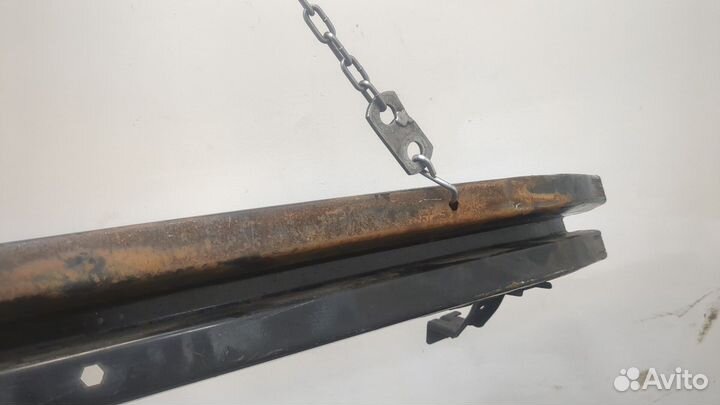 Усилитель бампера Cadillac Escalade 3, 2009