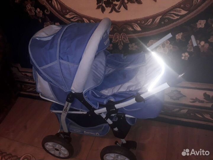 Прогулочная коляска