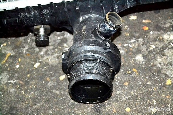 Радиатор volvo FH (01.05)