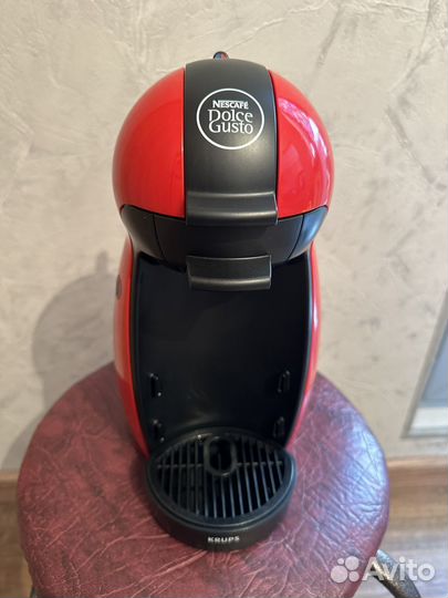 Кофемашина Nescafe dolce gusto krups type kp 1006