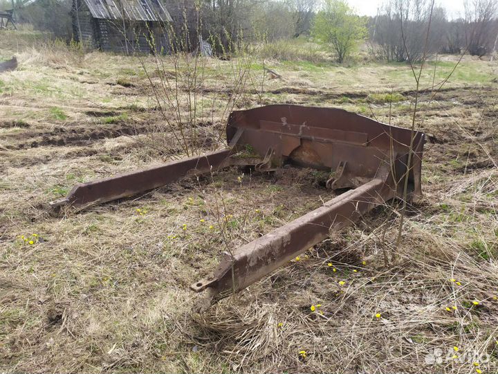 Отвал на дт-75