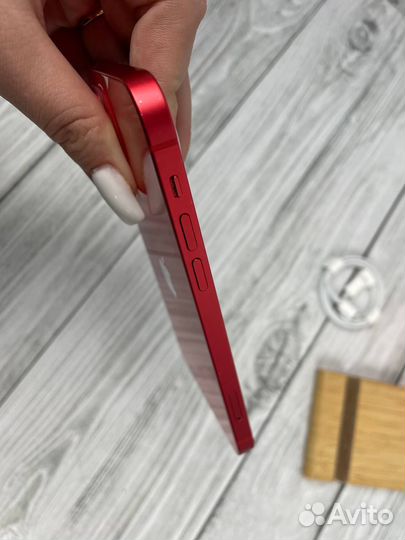 iPhone 12, 64 ГБ