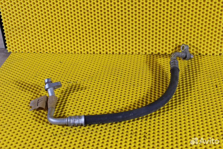 Шланг кондиционера короткий Nissan Juke F15