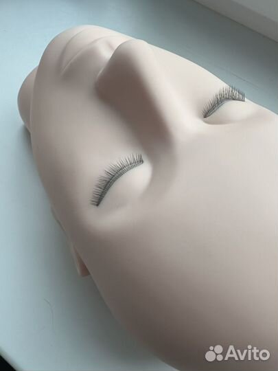 Голова тренажер обучение наращиванию ресниц