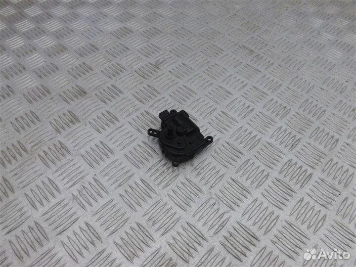 Моторчик заслонки печки Ford Fusion 1.4 fxja