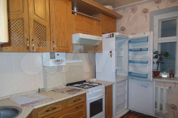 2-к. квартира, 50 м², 3/5 эт.