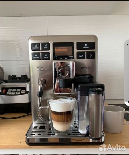 Кофемашина Saeco Exprelia HD8854