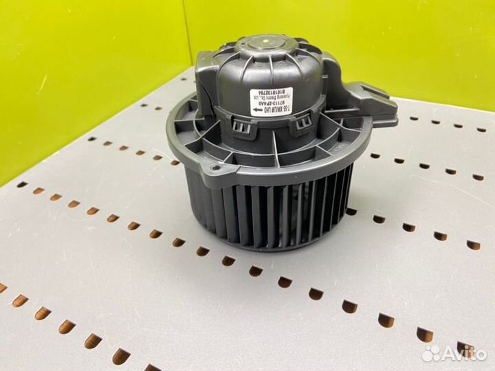 Вентилятор печки Kia Sorento 2 XM D4HB 2.2 2018