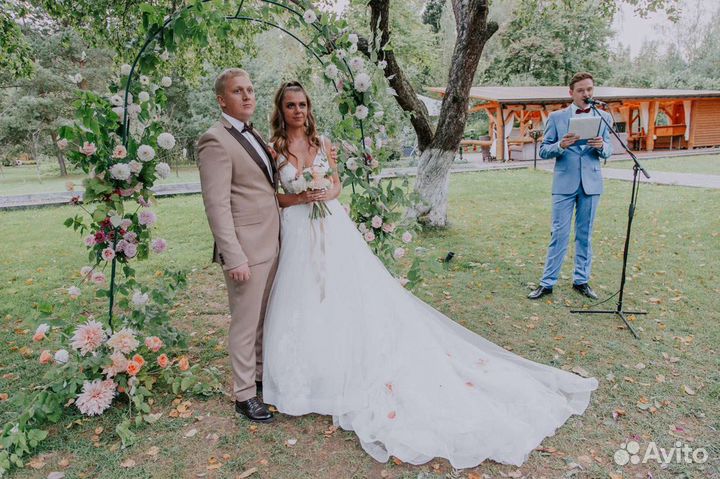 Ведущий + DJ + оборудование под ключ + гитара