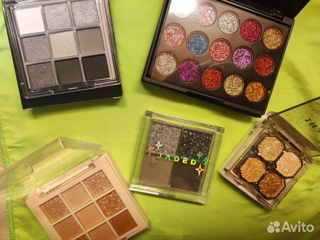 Тени для век с глиттером, карандаш с шелкографией