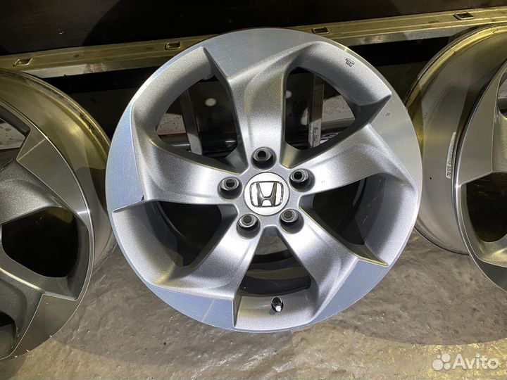 Диски Honda Enkei MAT R17