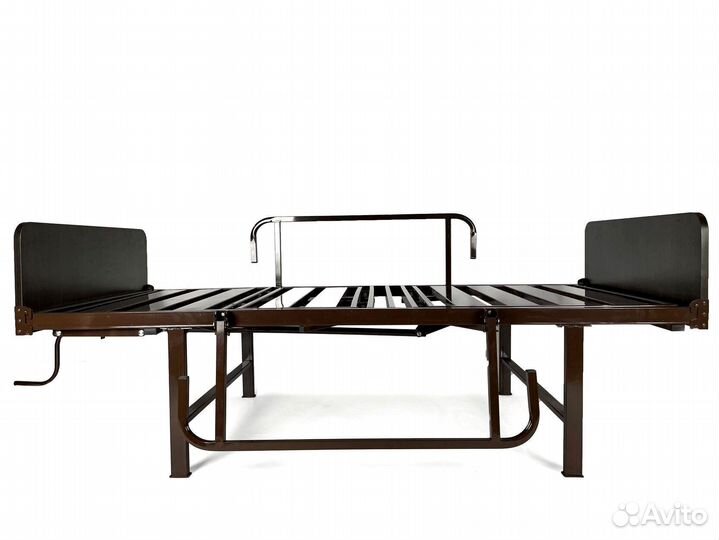 Медицинская кровать для инвалидов