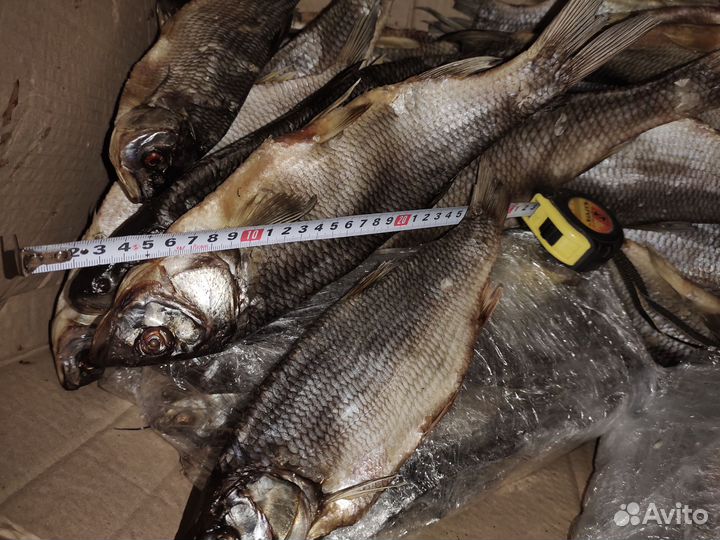 Рыба вяленая сушеная