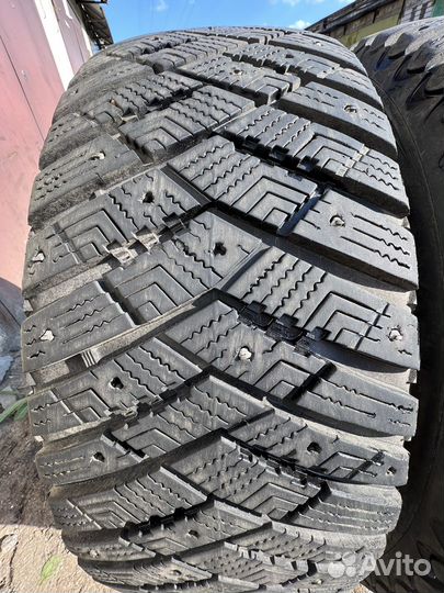 Goodyear UltraGrip Ice Arctic SUV 235/55 R19 105T