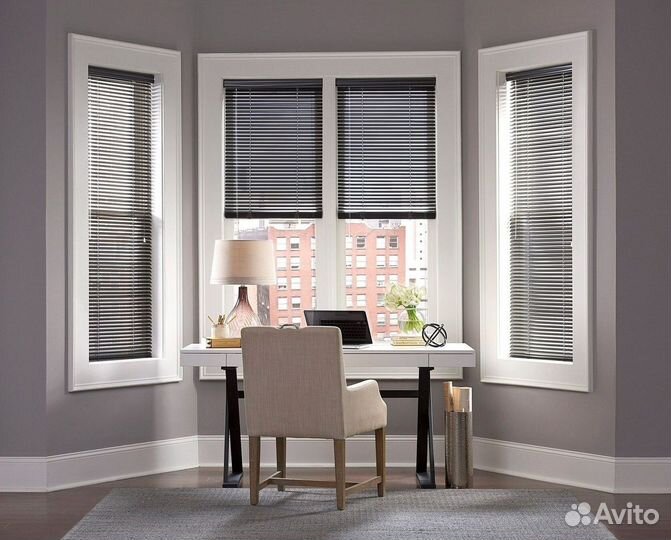 Подоконник белый