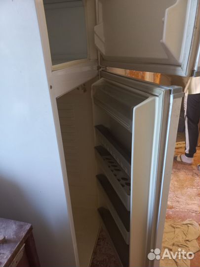 Холодильник Донбасс