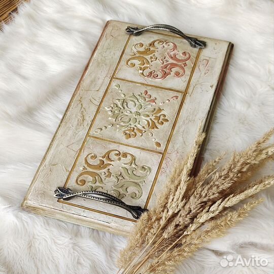 Поднос деревянный