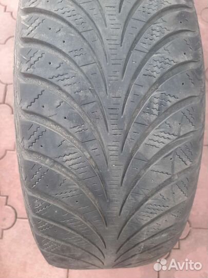 Goodyear UltraGrip Extreme 205/55 R16