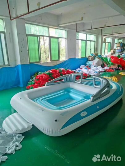 Надувная лодка