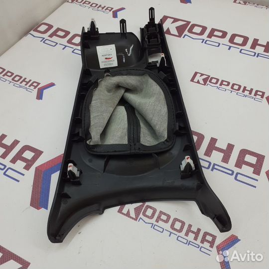 Накладка консоли с кожухом МКПП lifan celliya