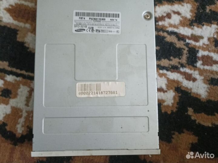 Дисковод p5cn8115300