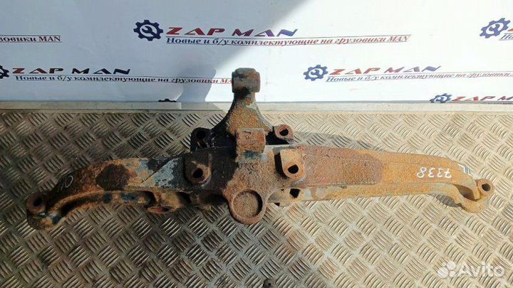 Кронштейн пневмоподушки левый Man Tga Tgs Tgx