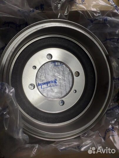 Барабан тормозной Mitsubishi Space Runner 1.8/2.0