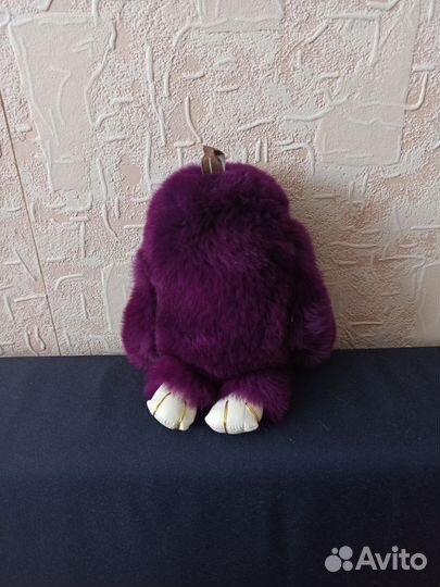 Мягкая (плюшевая) игрушка фиолетовый заяц-брелок