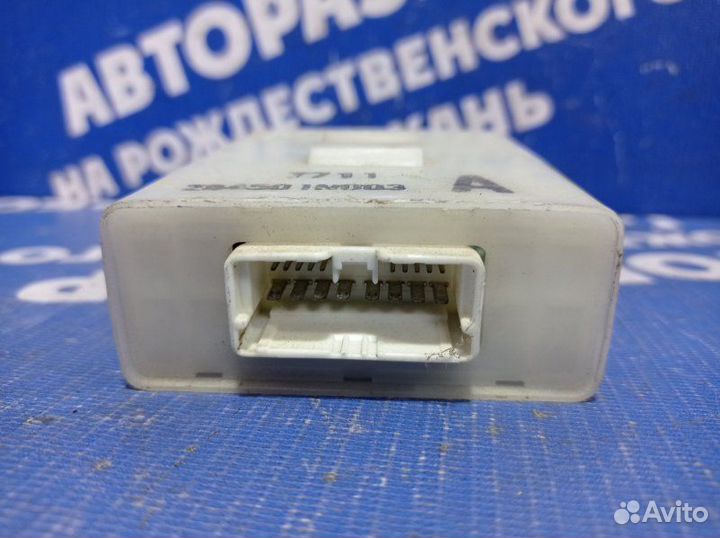 Блок управления центральным замком Nissan Almera