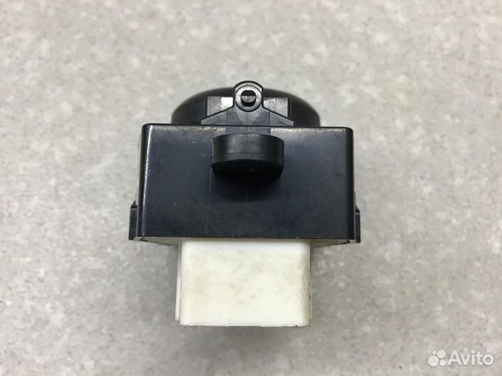 Переключатель регулировки зеркала Kia Cerato 2013