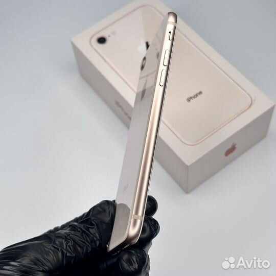 iPhone 8, 64 ГБ