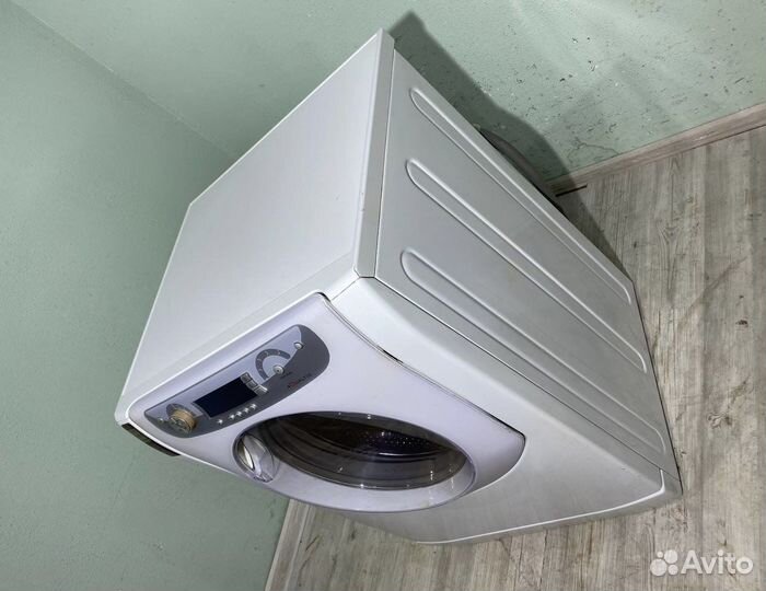 Стиральная машинка Hotpoint-Ariston есть доставка