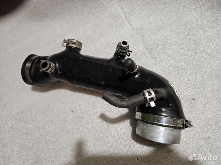 Впускной патрубок турбины sg5 sg9 wrx sti