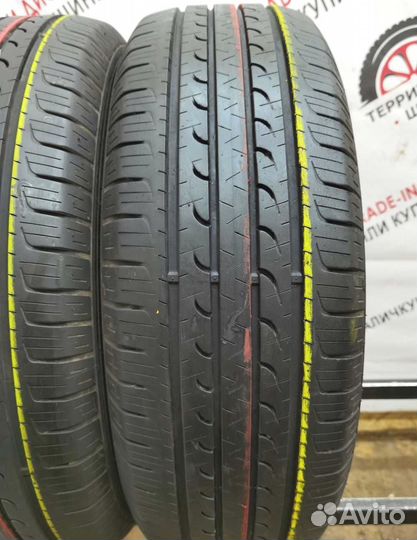 Goodyear EfficientGrip SUV 4x4 215/60 R17 96H