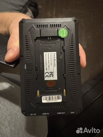 Накамерный монитор liliput 5