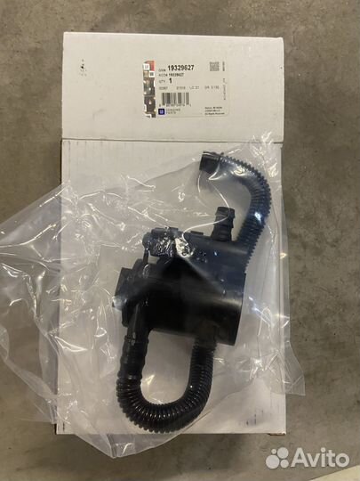 Клапан вентиляции паров топлива GM