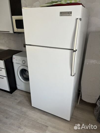 Холодильник Kelvinator