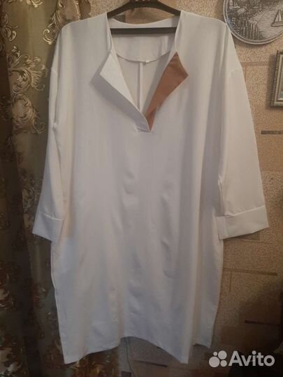 Платье белого цвета большого размера новое