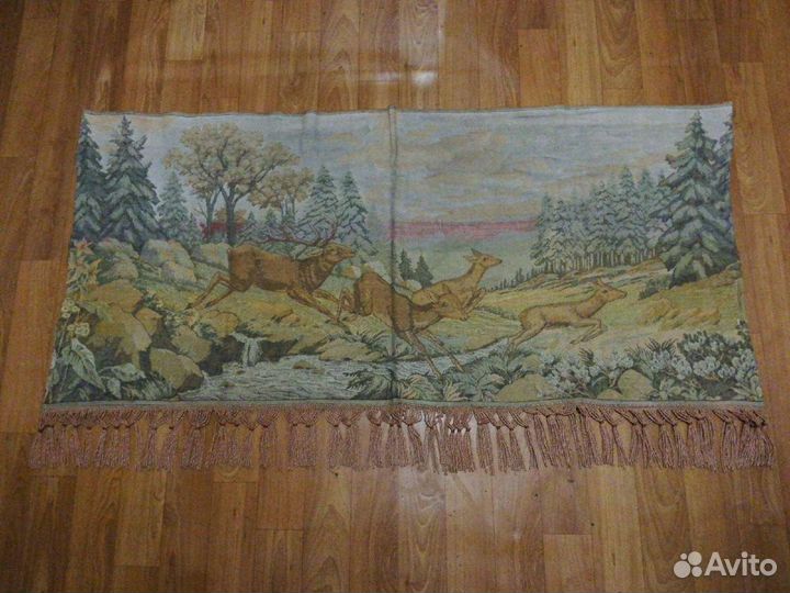 Пледы и гобеленовые ковры