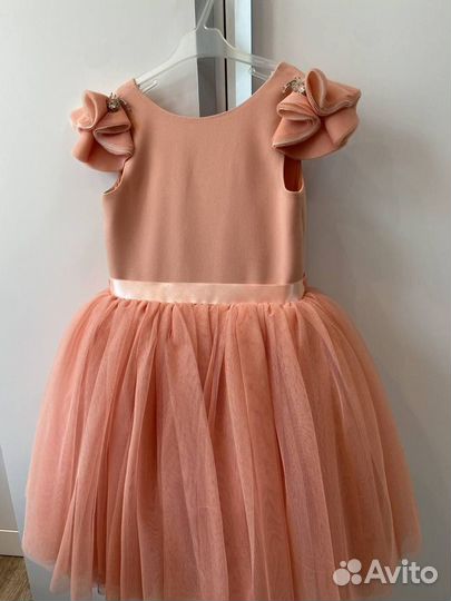 Детское нарядное платье 134 размер