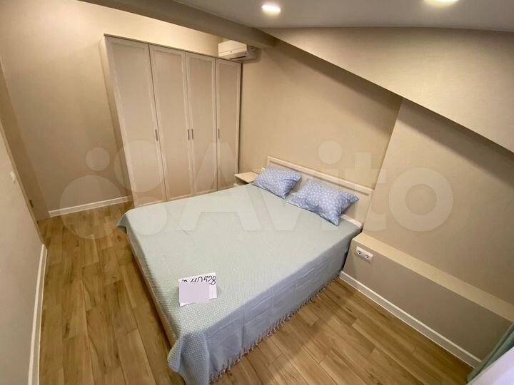 2-к. квартира, 55 м², 5/5 эт.