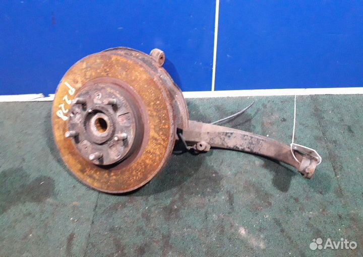 Кулак поворотный передний правый Mazda 6 GG разбор