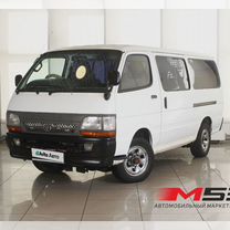 Toyota Hiace 3.0 MT, 2000, 490 420 км, с пробегом, цена 729 995 руб.