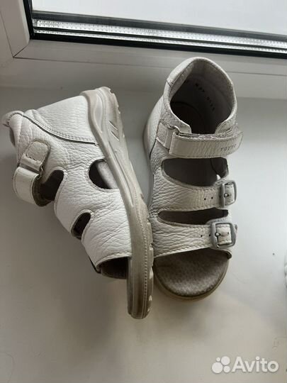 Сандалии для девочки Тотта