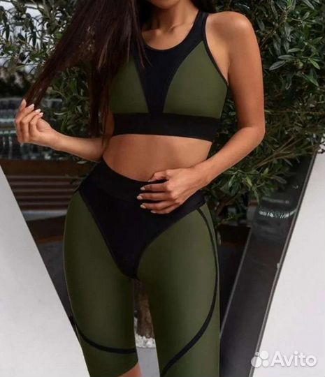 Спортивный костюм женский 42 44