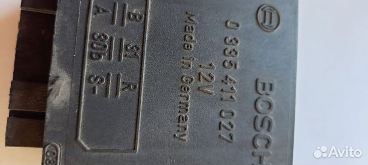 Аварийное реле Bosch 0335411027 на Ауди 80/90/100