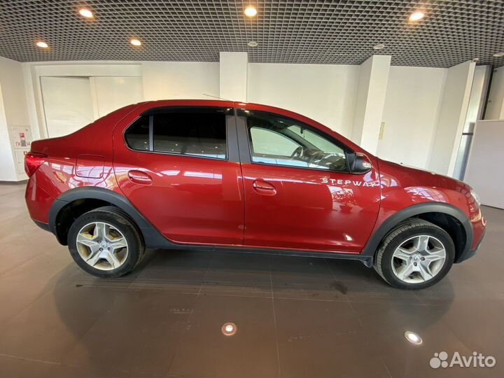Renault Logan Stepway 1.6 AT, 2019, 95 407 км